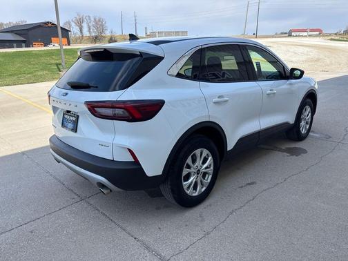 Oxford White 2024 Ford Escape Active
