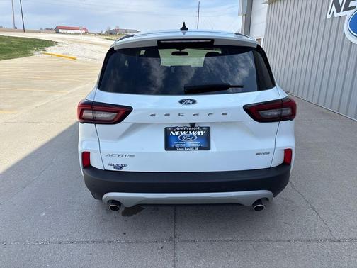 Oxford White 2024 Ford Escape Active