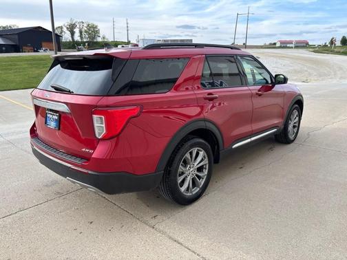 Red Metallic 2022 Ford Explorer XLT