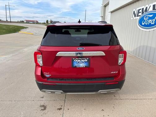 Red Metallic 2022 Ford Explorer XLT
