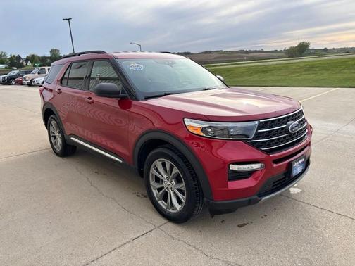 Red Metallic 2022 Ford Explorer XLT
