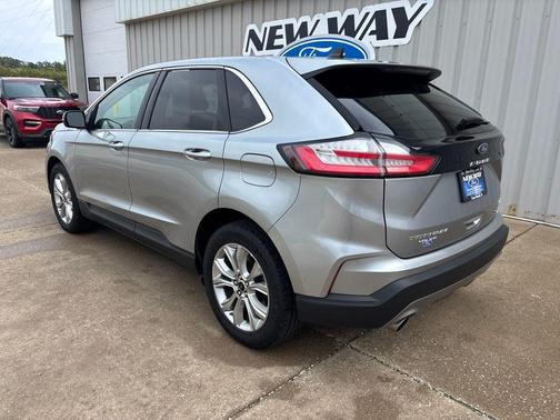 Silver Metallic 2024 Ford Edge Titanium