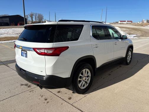 2019 Chevrolet Traverse LT Cloth
