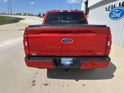 Chili Pepper Red 2023 Ford F-150 XLT