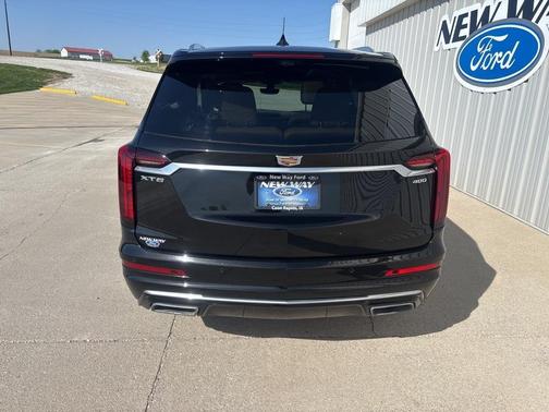 2024 Cadillac XT6 Premium Luxury FWD