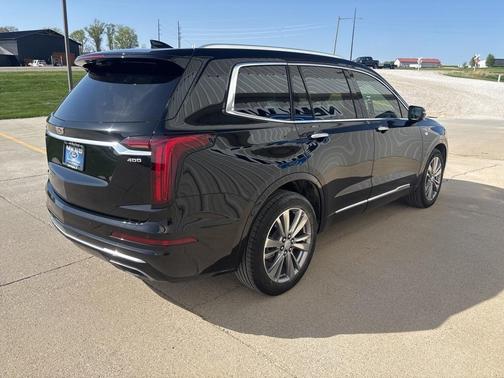 2024 Cadillac XT6 Premium Luxury FWD