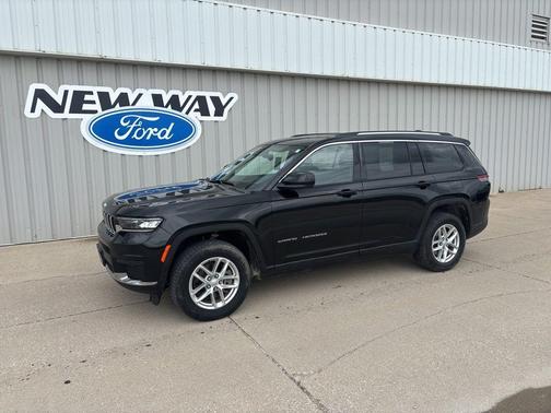 Diamond Black 2023 Jeep Grand Cherokee L Laredo