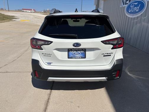 2022 Subaru Outback Touring