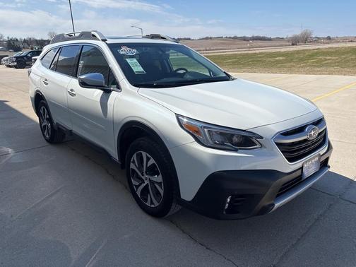 2022 Subaru Outback Touring