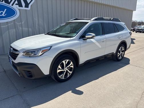 2022 Subaru Outback Touring