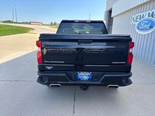 2020 Chevrolet Silverado 1500 Custom Trail Boss