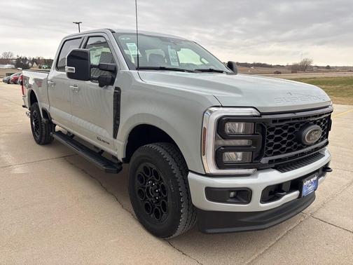 2025 Ford F-250 Lariat