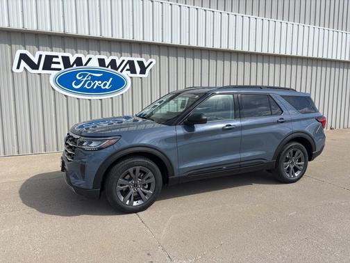 Vapor Blue Metallic 2026 Ford Explorer Active