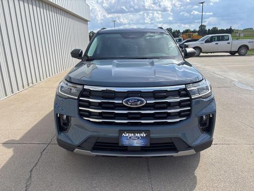 Vapor Blue Metallic 2026 Ford Explorer Active
