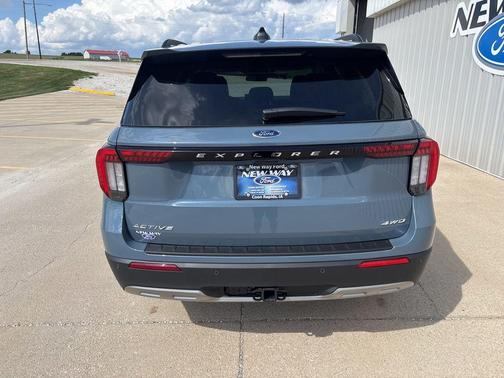 Vapor Blue Metallic 2026 Ford Explorer Active