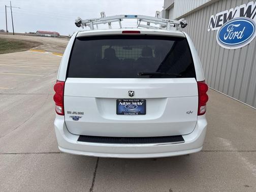 2014 RAM Cargo Tradesman