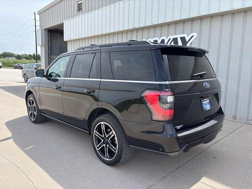 Black 2020 Ford Expedition Limited