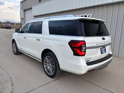 2022 Ford Expedition Max Platinum