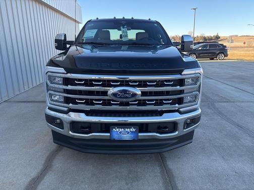 2025 Ford F-350 Lariat Super Duty