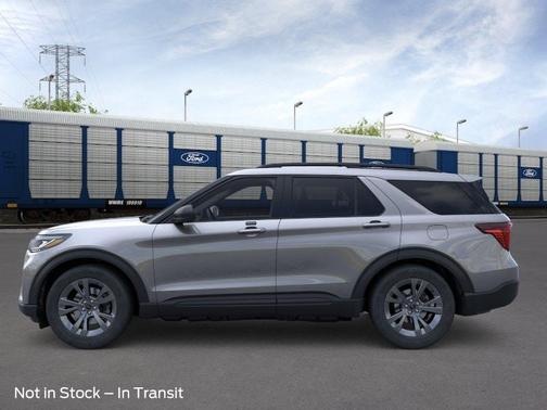 Carbonized Gray Metallic 2026 Ford Explorer Active