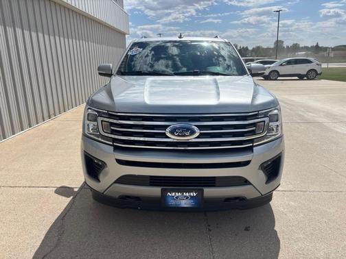 Iconic Silver Metallic 2021 Ford Expedition XLT