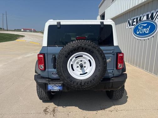 2025 Ford Bronco Heritage Edition
