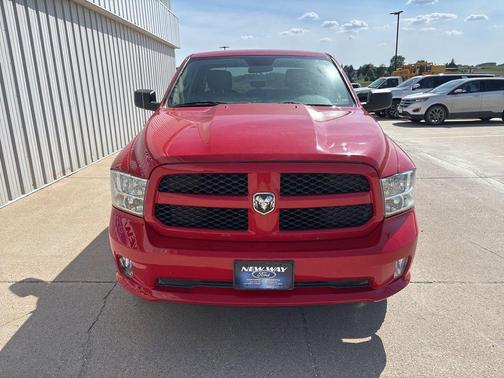 Flame Red Clearcoat 2018 RAM 1500 Express