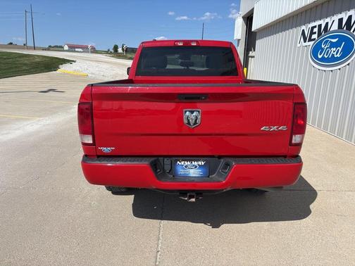 Flame Red Clearcoat 2018 RAM 1500 Express