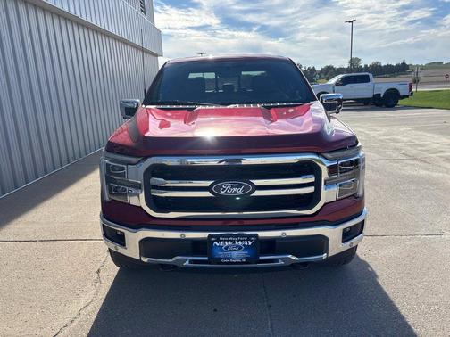 Ruby Red Metallic Tinted Clearcoat 2026 Ford F-150 Lariat