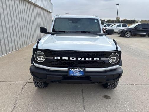 Oxford White 2025 Ford Bronco Big Bend
