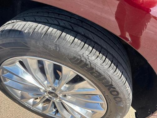 2024 Ford Edge Titanium
