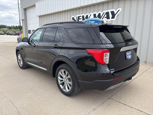 Black Metallic 2023 Ford Explorer XLT