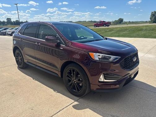 2023 Ford Edge ST Line