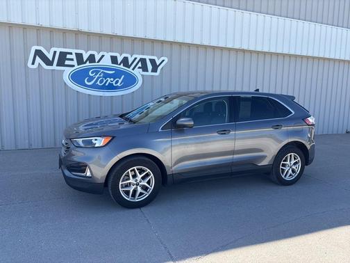 Gray Metallic 2022 Ford Edge SEL