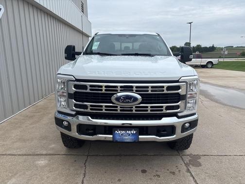 2025 Ford F-350 XLT