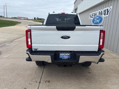 2025 Ford F-350 XLT