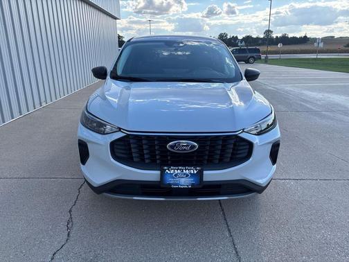 Space Silver 2025 Ford Escape Active