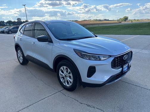 Space Silver 2025 Ford Escape Active