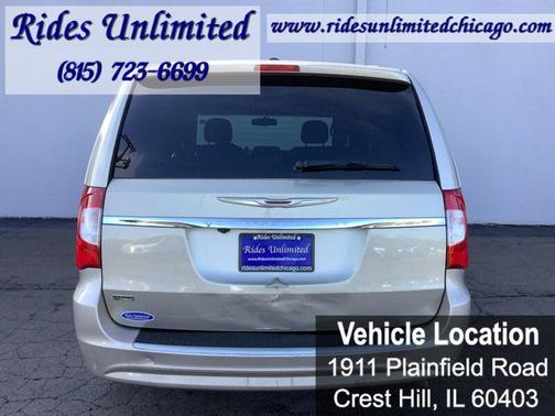 Cashmere/Sandstone Pearlcoat 2014 Chrysler Town & Country Touring