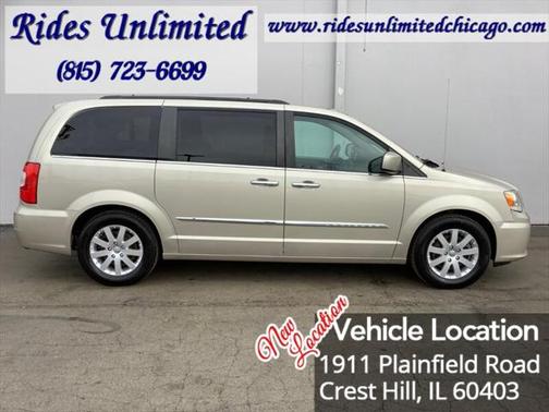 2015 Chrysler Town & Country Touring