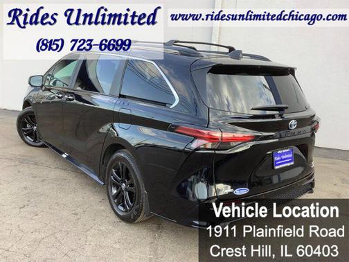 Midnight Black Metallic 2024 Toyota Sienna XSE 7 Passenger