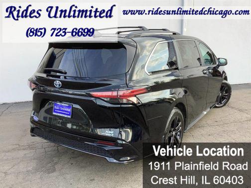 Midnight Black Metallic 2024 Toyota Sienna XSE 7 Passenger