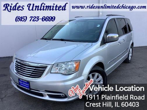2012 Chrysler Town & Country Touring-L