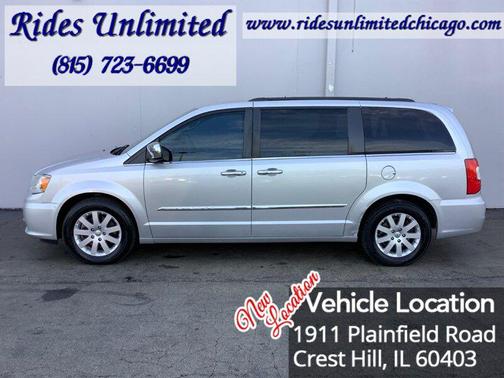 2012 Chrysler Town & Country Touring-L