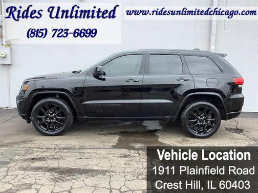 Diamond Black Crystal Pearlcoat 2018 Jeep Grand Cherokee Altitude