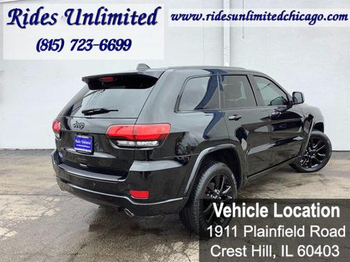 Diamond Black Crystal Pearlcoat 2018 Jeep Grand Cherokee Altitude