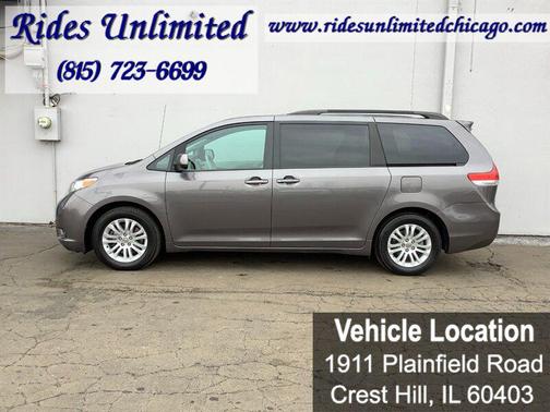 2014 Toyota Sienna XLE