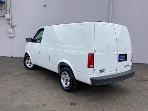 2004 Chevrolet Astro Base