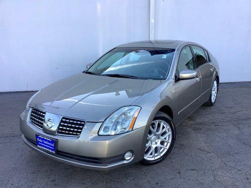 2005 Nissan Maxima SE