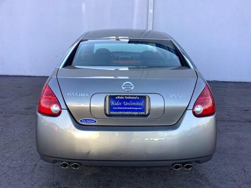 2005 Nissan Maxima SE
